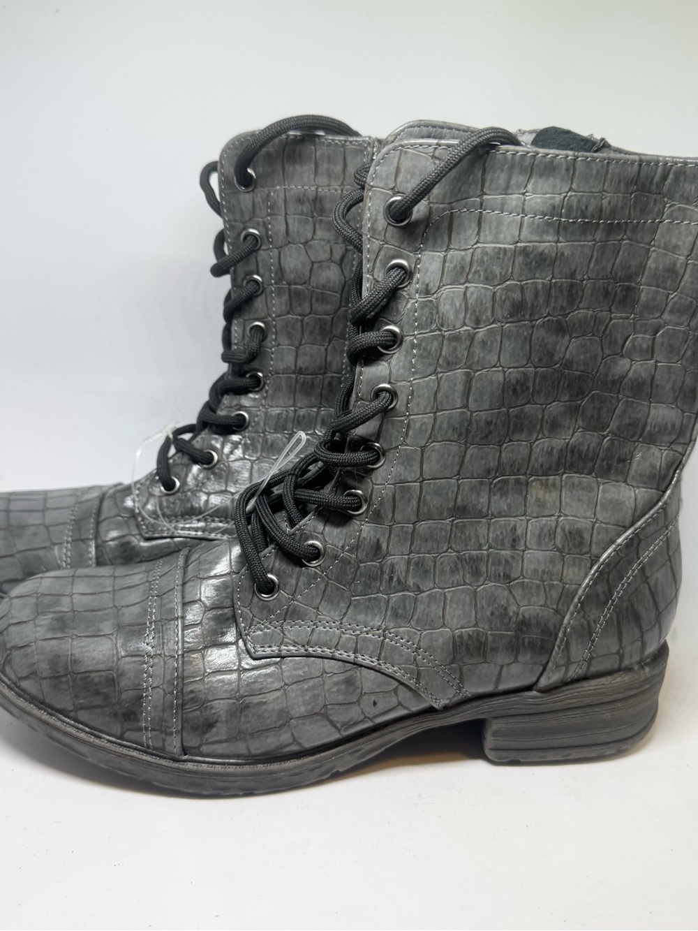 Volatile Underground Lace-up Combat Boots